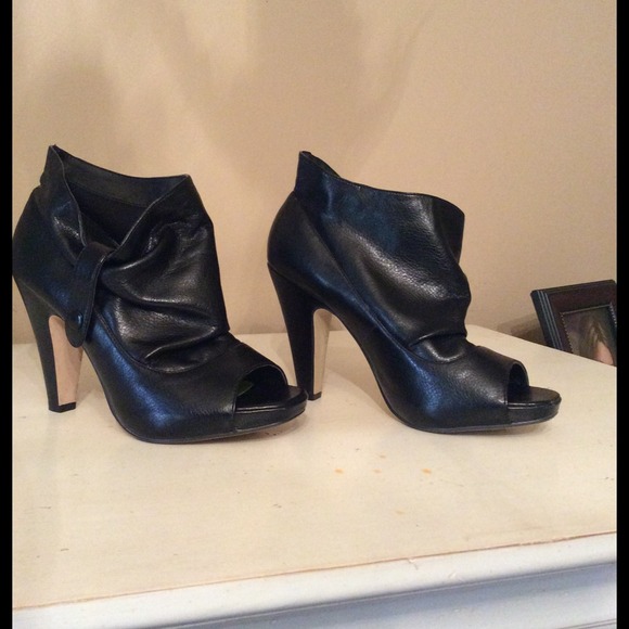 SOLD!!!!!! - Picture 2 of 4