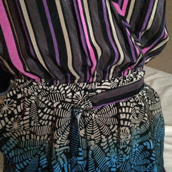 Colorful Patterned Dress - Picture 6 of 8