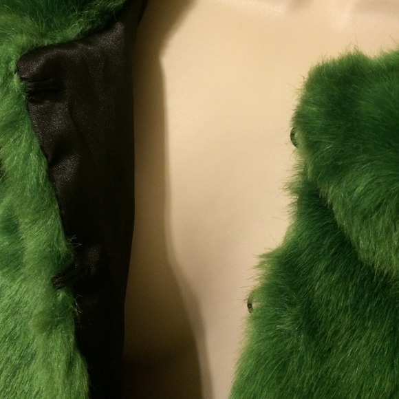 Green fur statement jacket - Picture 4 of 4