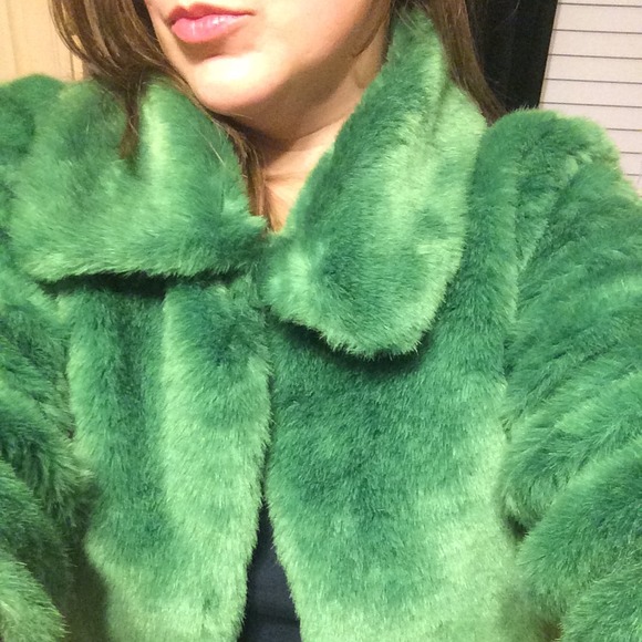 Green fur statement jacket - Picture 3 of 4