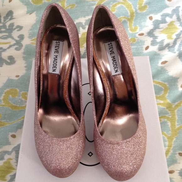 Steve Madden P-Roxi pink glitter heels