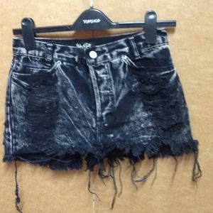 Destroyed Cut Off Shorts