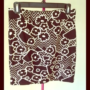 Fun print mini skirt