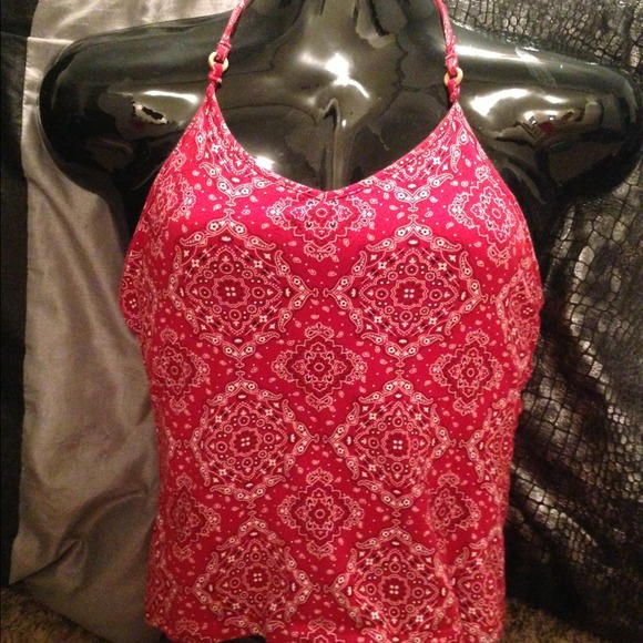 Bandana Red Print too. Size M. Old Navy