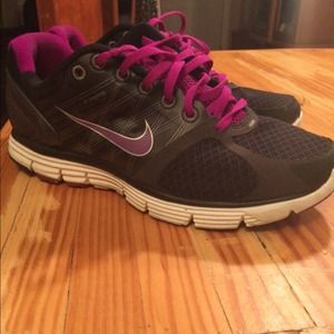 Nike Lunar Glide 2. Women's size 9