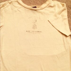 Gap T-shirt