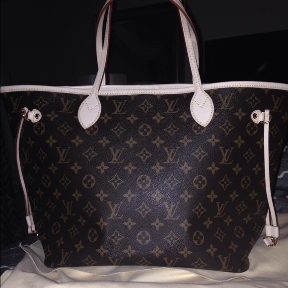 ❌❌SOLD❌❌💯Auth Red Neverfull MM i - Picture 1 of 3