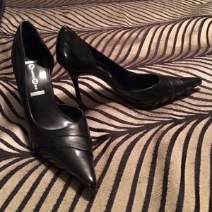 Brand New Blk pumps