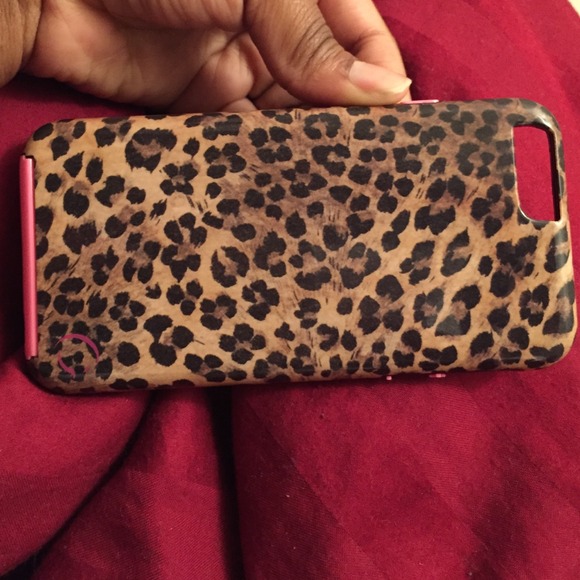 Leopard iPhone 6 case.