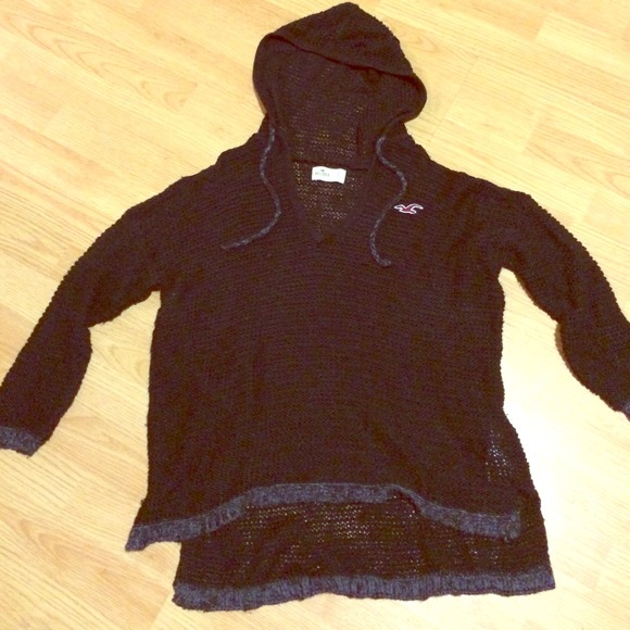 Navy Hollister sweater