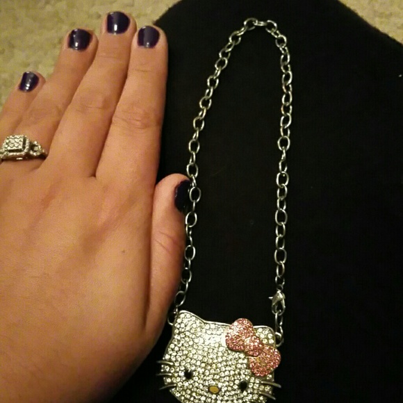 hello kitty rhinestone necklace