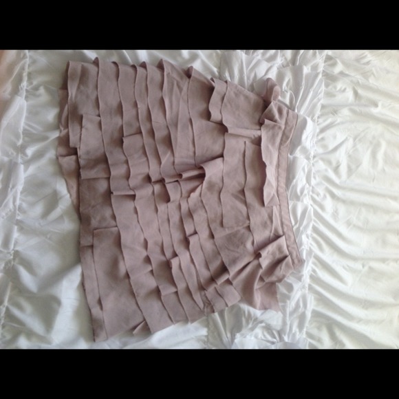 Nude color ruffled skirt