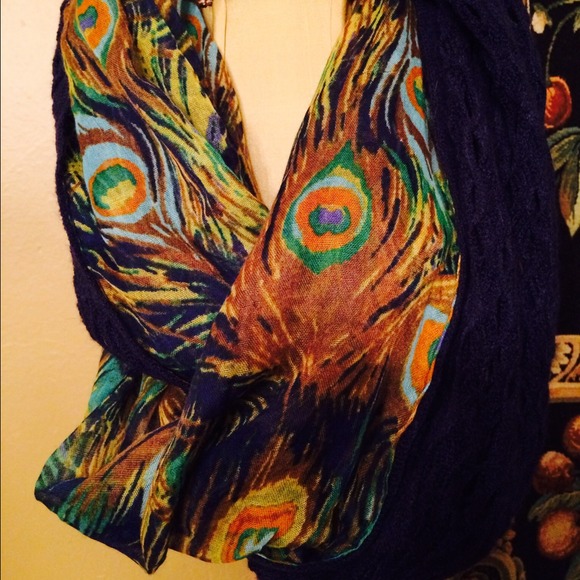 Infiniti scarf - knit and printed fabric