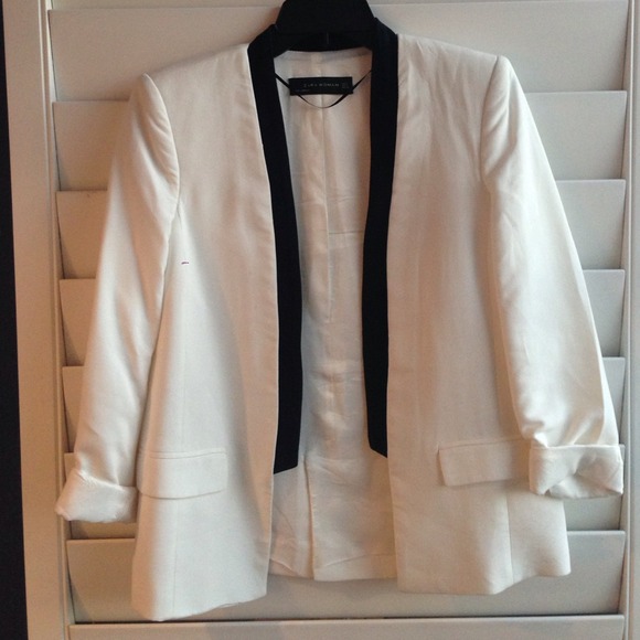 Zara white blazer