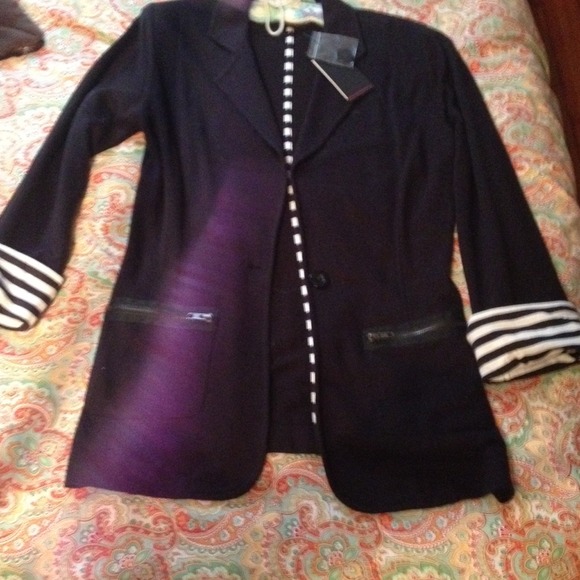 Long sleeve Material Girl blazer