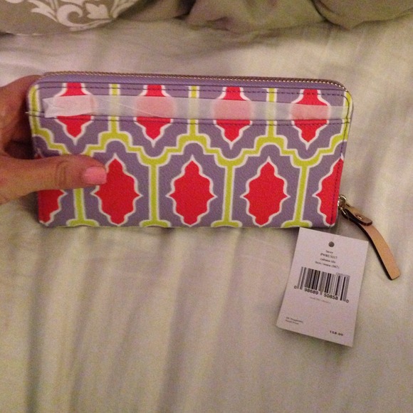 💕 SOLD 💗 Kate spade wallet - Picture 4 of 4
