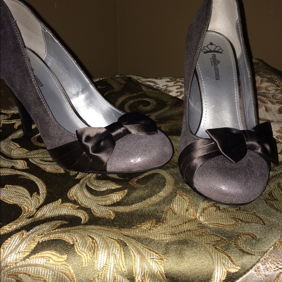 Fergie - Picture 2 of 2