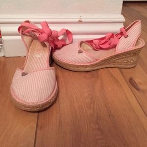Pink and white wedges