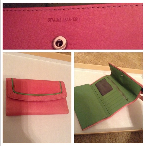 Clutches & Wallets - Wallet