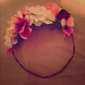 Flower wreath headband