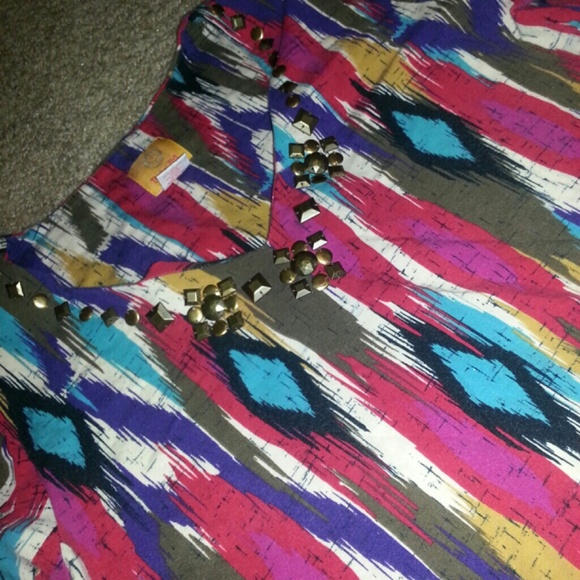 Multi colored top - Picture 2 of 3