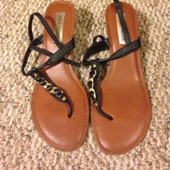 Small wedged sandals