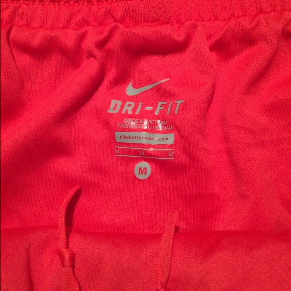 Nike dri fit shorts - Picture 3 of 3