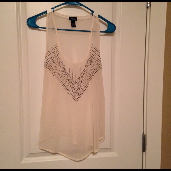 Gorgeous rhinestone layering tank - Picture 3 of 4