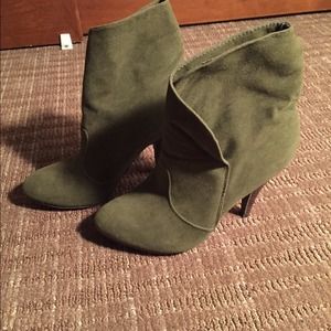 Ankle booties