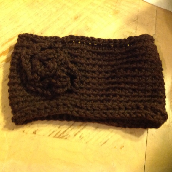 Ear warmer/ head crown - Picture 1 of 2