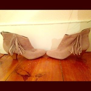 American Eagle Tan Suede Fringe Booties
