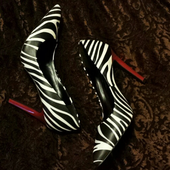 ZEBRA PRINT shoes!