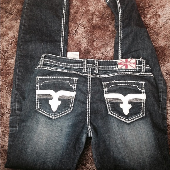 Ripped machine jeans