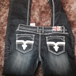 Ripped machine jeans