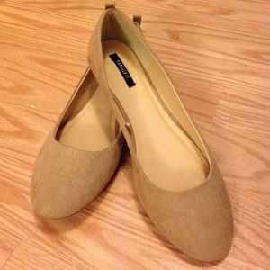 Forever 21 Suede Ballet Flats