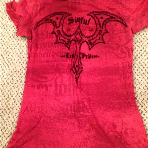 Sinful top
