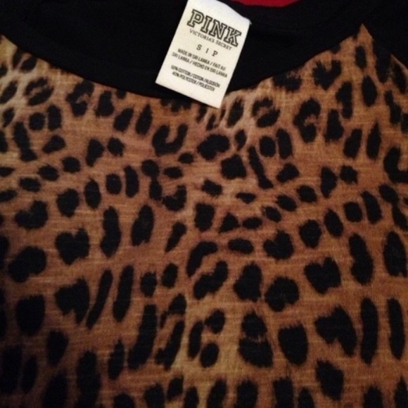 Vs cheetah long sleeve! - Picture 2 of 3