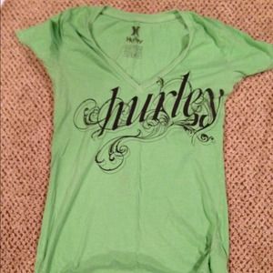 Hurley top