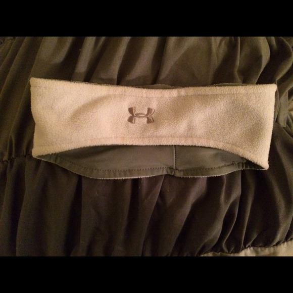 Under Armour head warmer!