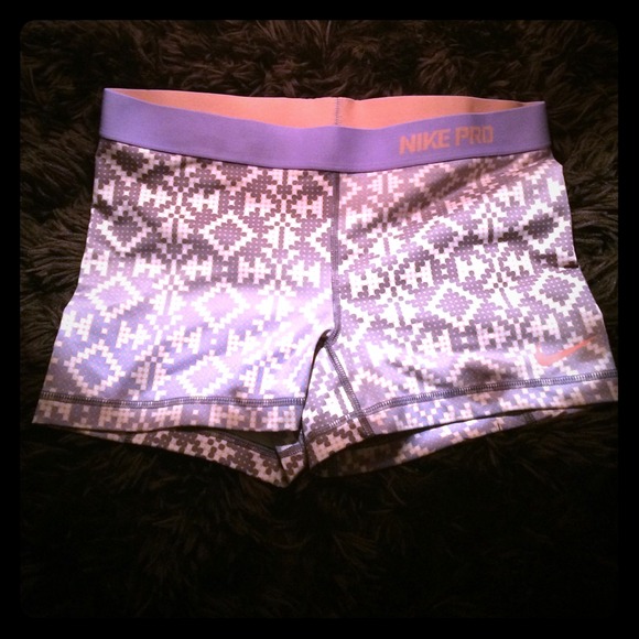 NIKE PRO (L) Light Purple and Peach-Pink Shorts