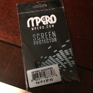 4 iPhone 5/5s screen protectors