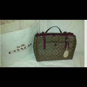 Authentic Coach Satchel (color mulberry)