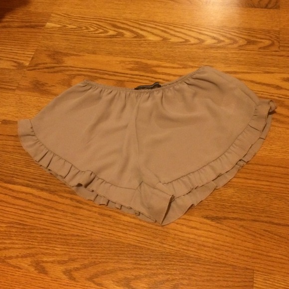 Brandy Melville semi sheer vodi shorts