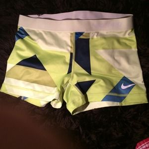 NIKE PRO (L) Green and Blue shorts