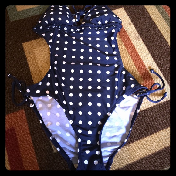 Gap bathing suit