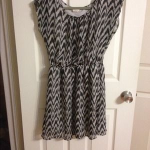 Classy stripped short sleeve dress