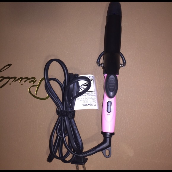 Mini hair curler in pink