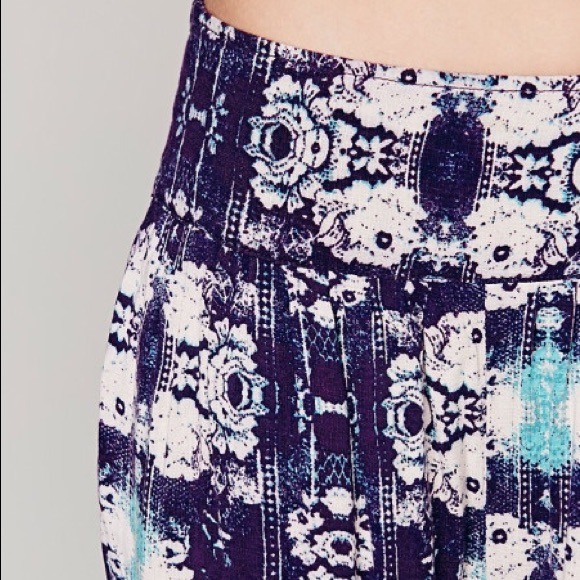 ❌Sold❌Free People Blue Laurel Lane Harem - Picture 4 of 4