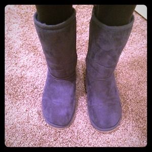 Aerospostale navy blue Uggs