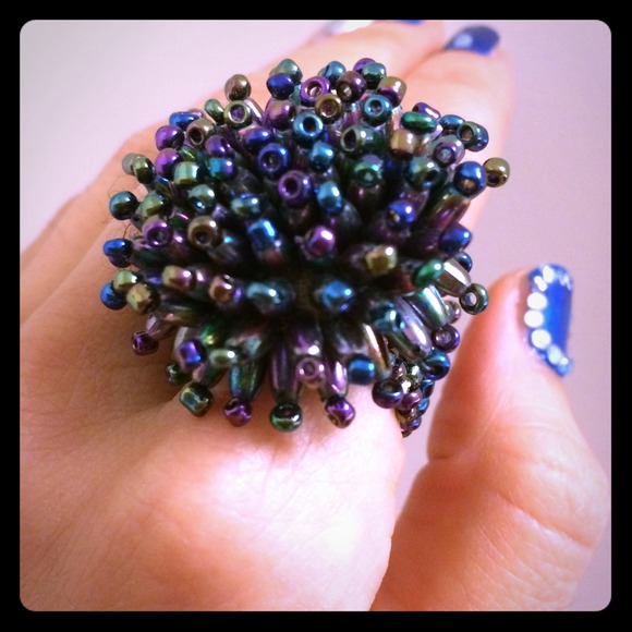 Multicolor bead ring